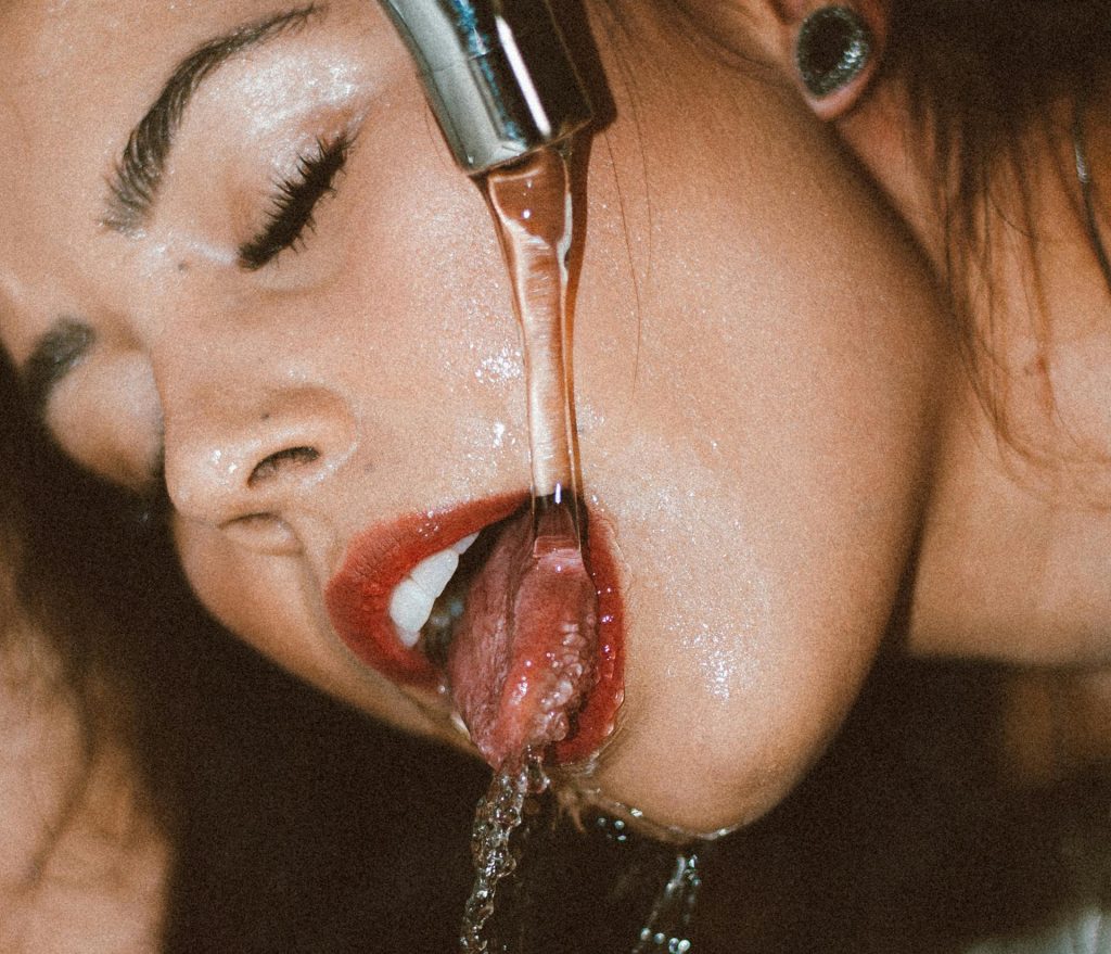 Peligros de beber agua del grifo